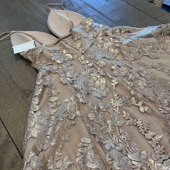 LOVERS + FRIENDS NUDE SEQUIN DRESS - Picture 4 of 4